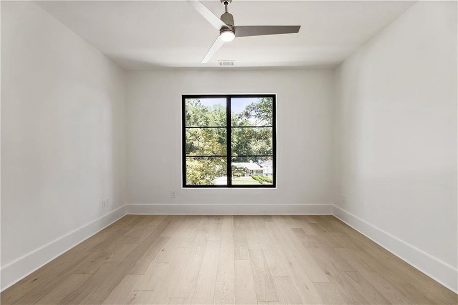 Spacious, unfurnished interior of a new home in , Atlanta (Image 76). Spacious, unfurnished interior of a new home in , Atlanta (Image 76).