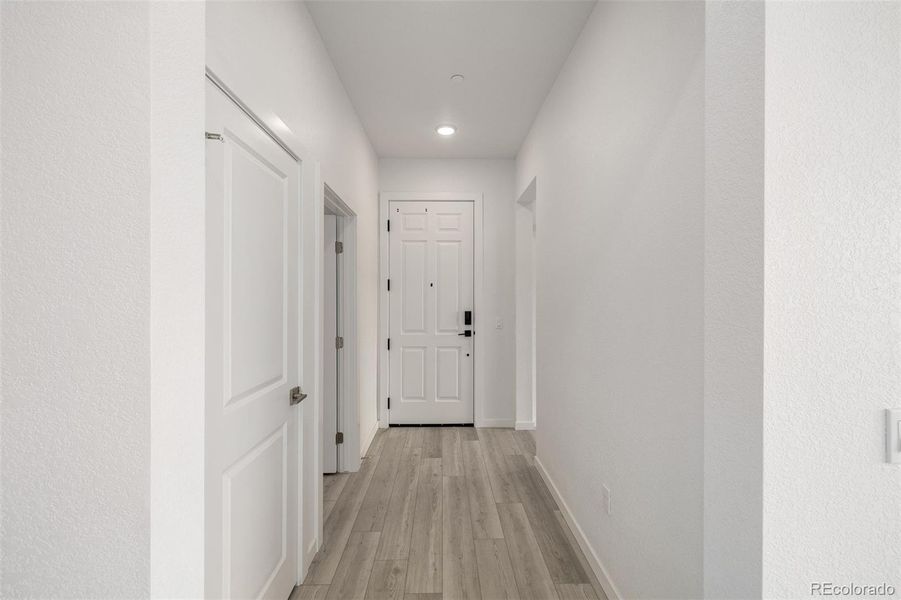 Spacious, unfurnished interior of a new home in Gateway Commons, Denver (Image 16).