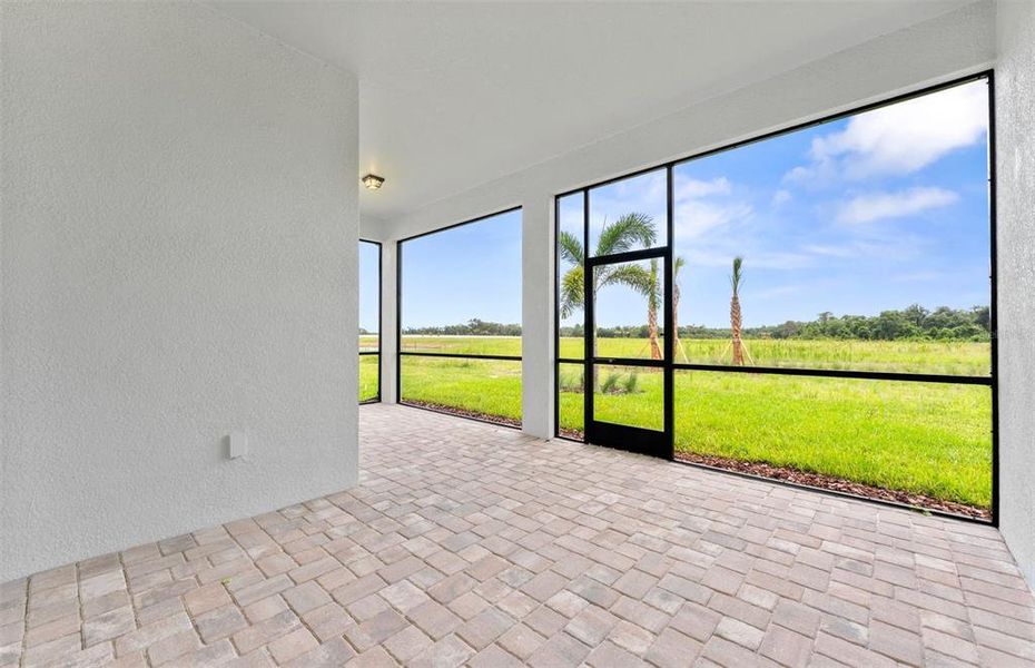 Exterior details and patio area of a home in Del Webb Sunchase, Parrish (Image 3).