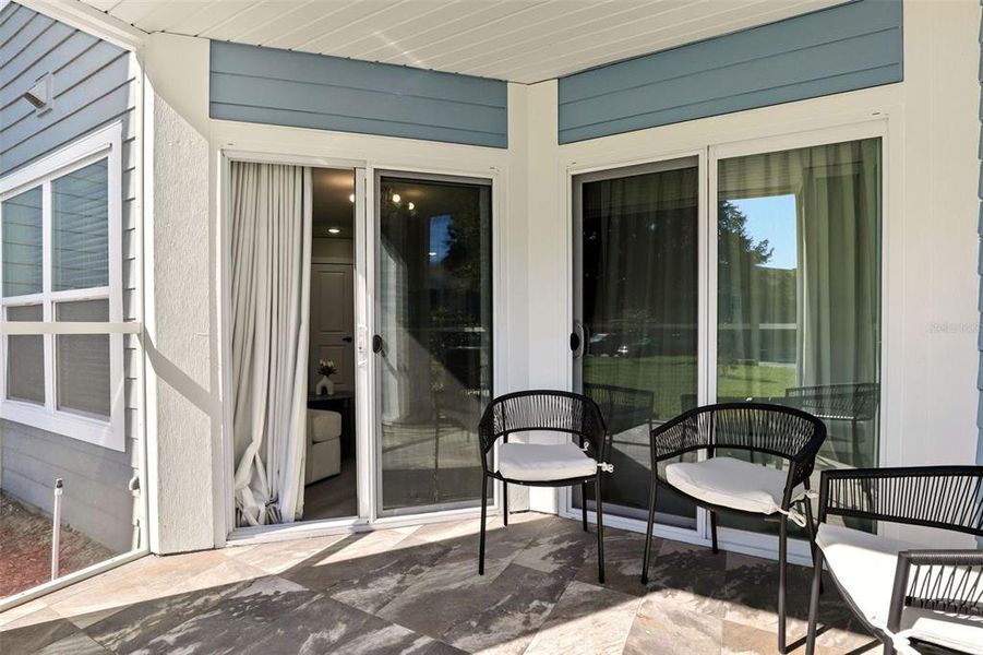 Exterior details and patio area of a home in , Lake Mary (Image 3).