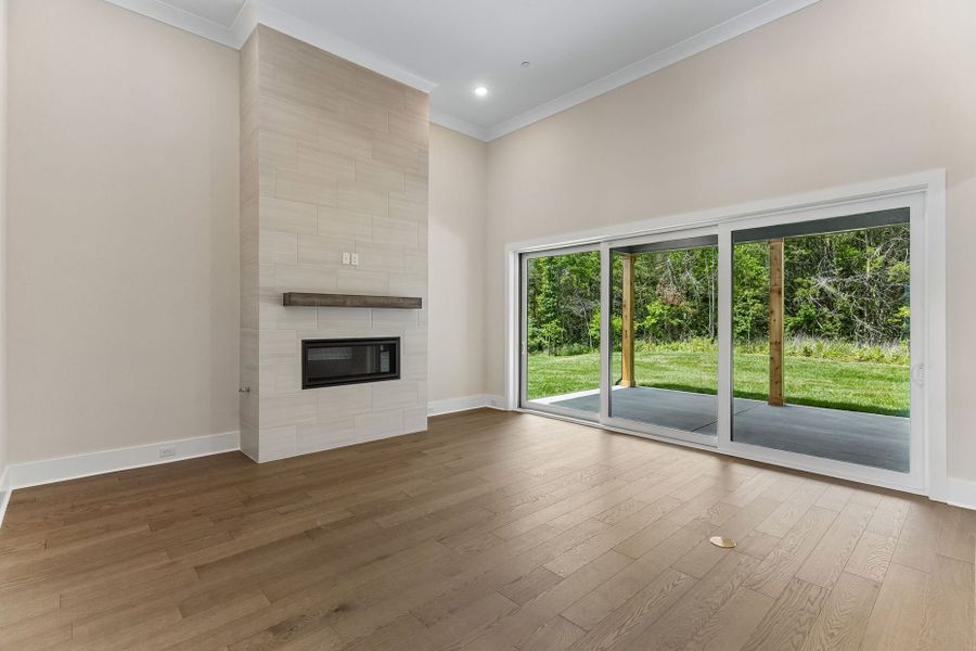 Representative unfurnished interior of a home built from the Harrington by John Wieland in Willow Ridge, Nolensville (Image 35).