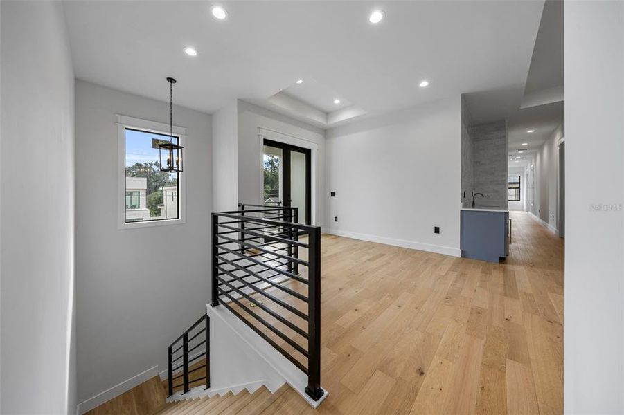 Spacious, unfurnished interior of a new home in , Tampa (Image 56).