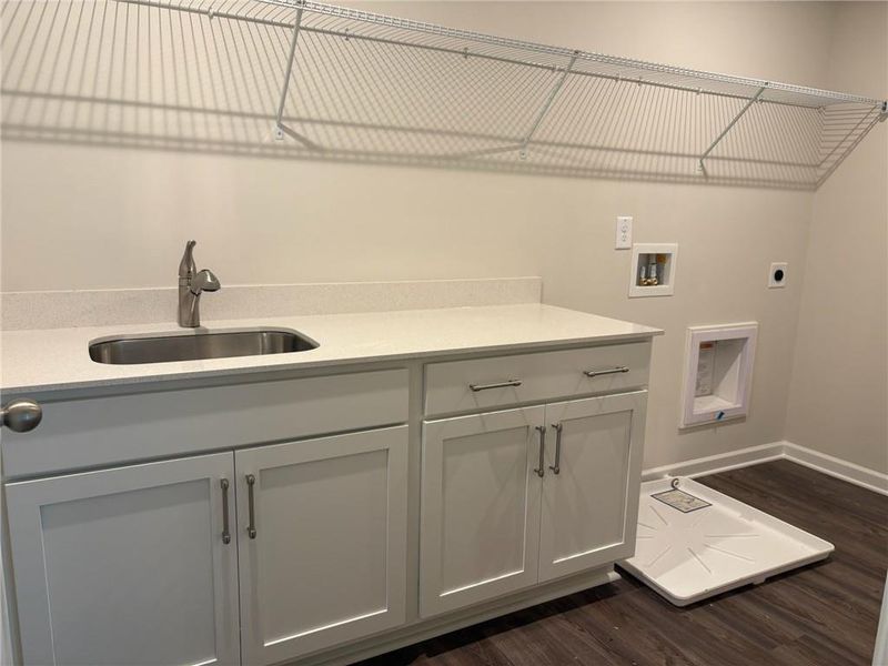 Furnished interior view inside a new home in Riverwood, Dallas (Image 19).