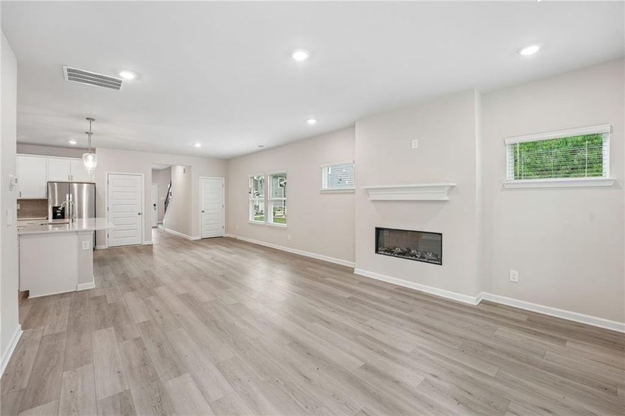 Spacious, unfurnished interior of a new home in Hemingway - Reserve Series, Cumming (Image 37). Spacious, unfurnished interior of a new home in Hemingway - Reserve Series, Cumming (Image 37).