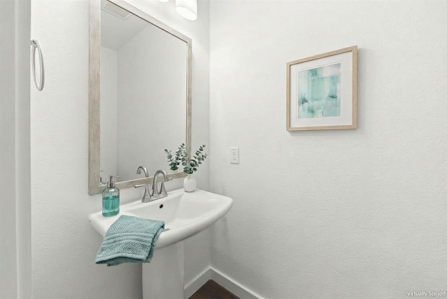 2009 Aldrich Mews poweder bath Laurel (2)