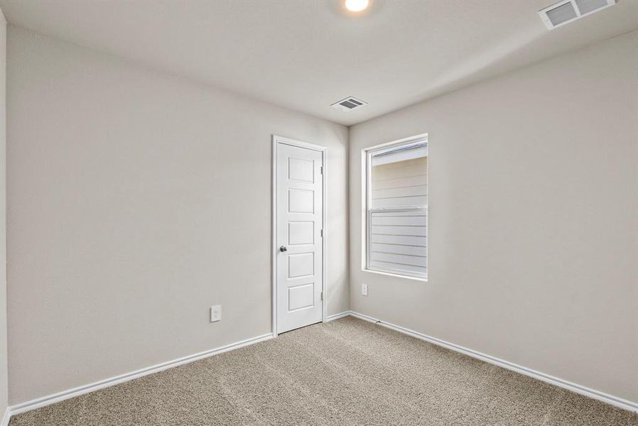Spacious, unfurnished interior of a new home in Orchard Village, Fort Worth (Image 23). Spacious, unfurnished interior of a new home in Orchard Village, Fort Worth (Image 23).