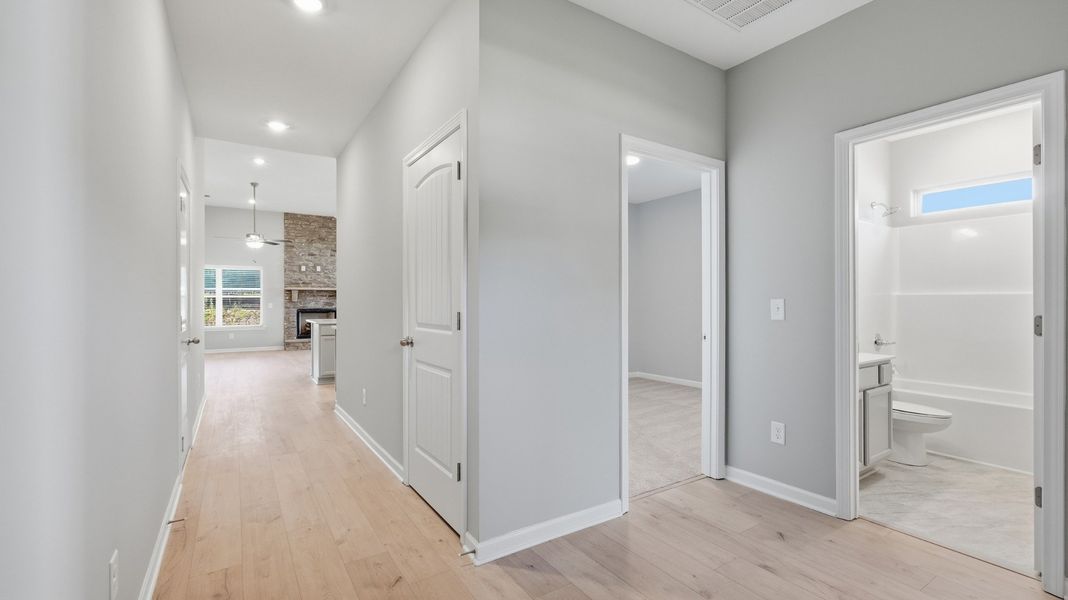 Spacious, unfurnished interior of a new home in Stillwater, Tullahoma (Image 11). Spacious, unfurnished interior of a new home in Stillwater, Tullahoma (Image 11).