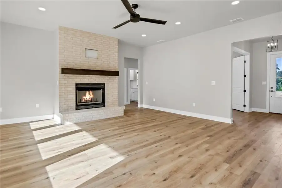 Spacious, unfurnished interior of a new home in , Lindale (Image 16). Spacious, unfurnished interior of a new home in , Lindale (Image 16).