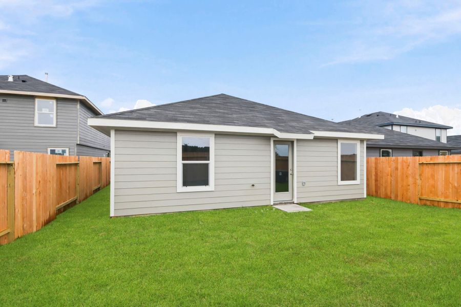 Exterior details and patio area of a home in Sunset Valley, Hockley (Image 2).