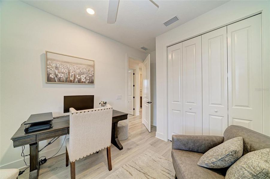 Furnished interior view inside a new home in , Sarasota (Image 34).