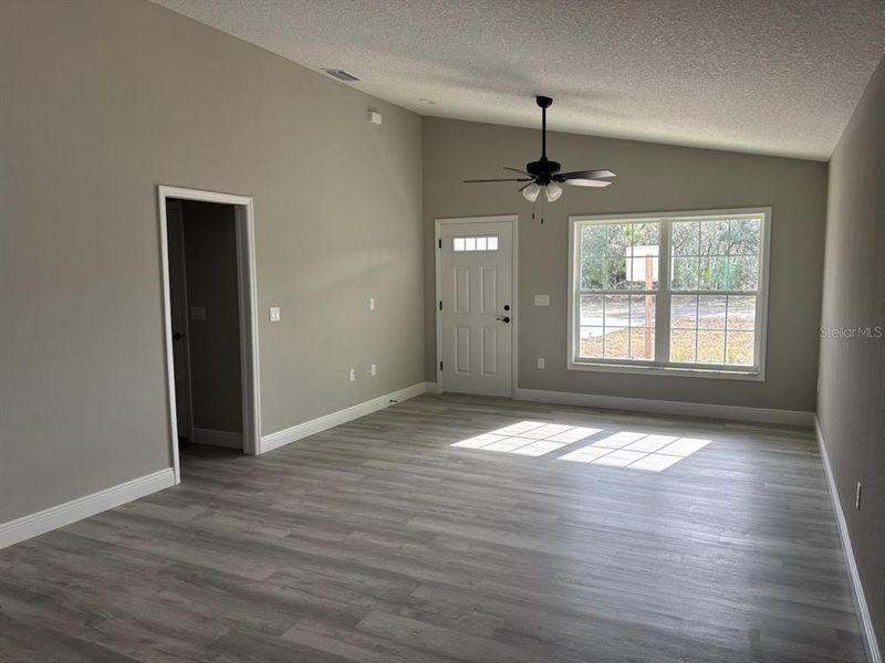 Spacious, unfurnished interior of a new home in , Dunnellon (Image 21). Spacious, unfurnished interior of a new home in , Dunnellon (Image 21).