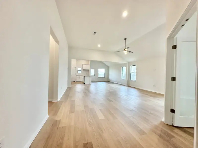 Spacious, unfurnished interior of a new home in Crosswinds, Kyle (Image 13). Spacious, unfurnished interior of a new home in Crosswinds, Kyle (Image 13).