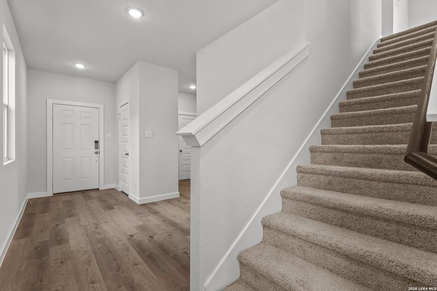 Spacious, unfurnished interior of a new home in Agave, San Antonio (Image 27).