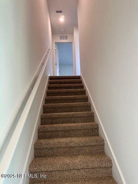 Spacious, unfurnished interior of a new home in Corsair, Middleburg (Image 20).