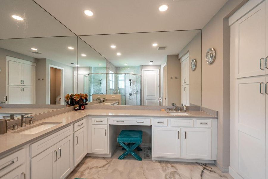 41-web-or-mls-11862-sw-bristol-bay-dr