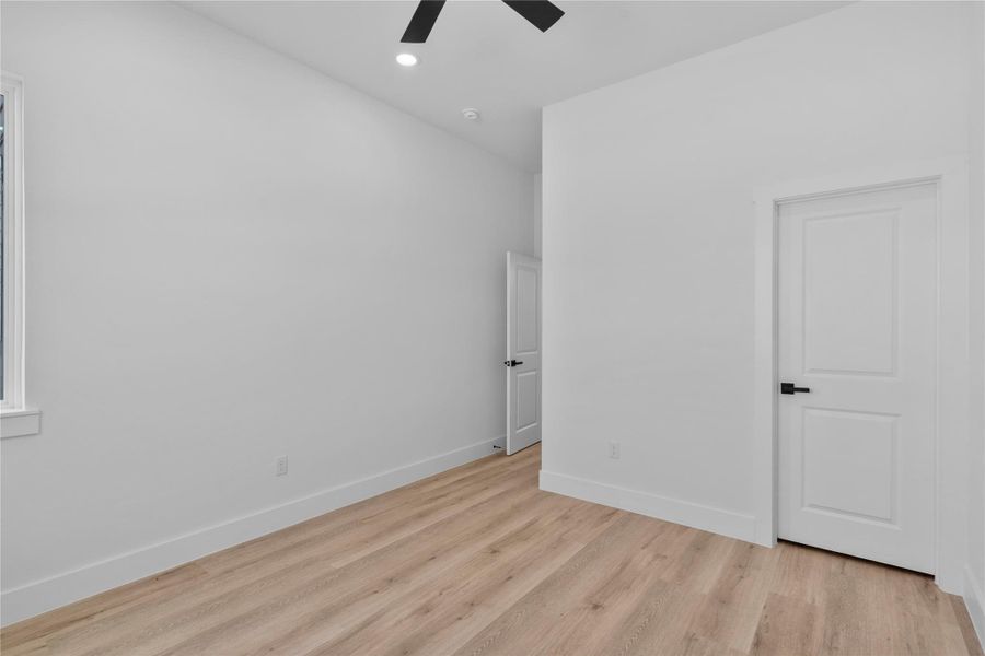 Bedroom offering clean contemporary lines, elevated ceilings and a calm airy ambiance. Bedroom offering clean contemporary lines, elevated ceilings and a calm airy ambiance.
