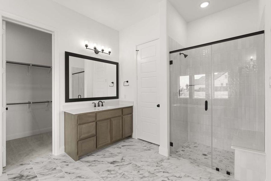 Furnished interior view inside a new home in Nelson Lake, Rockwall (Image 9).