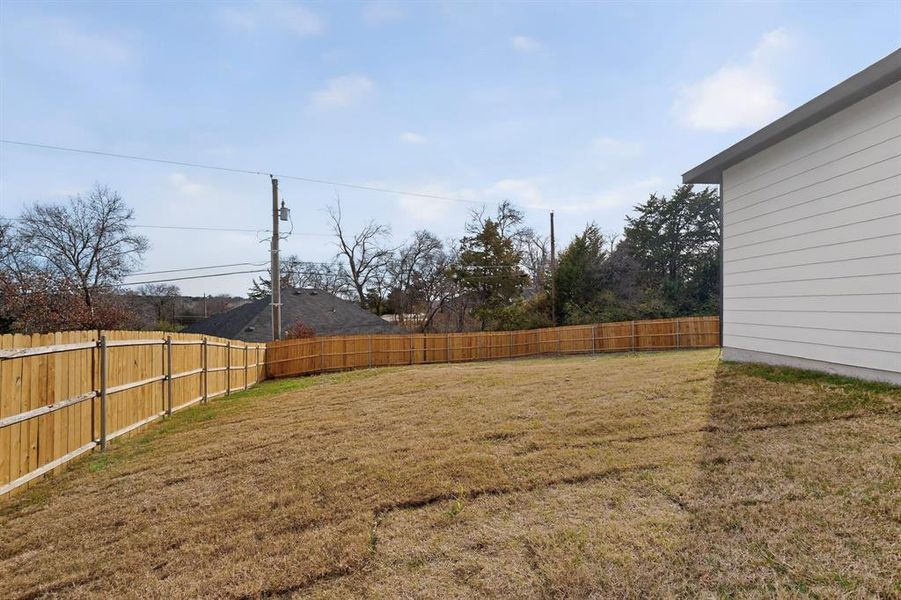 Big back yard Big back yard