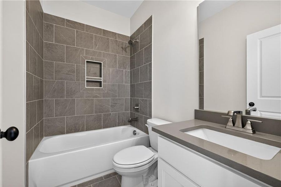 Furnished interior view inside a new home in , Jefferson (Image 14).