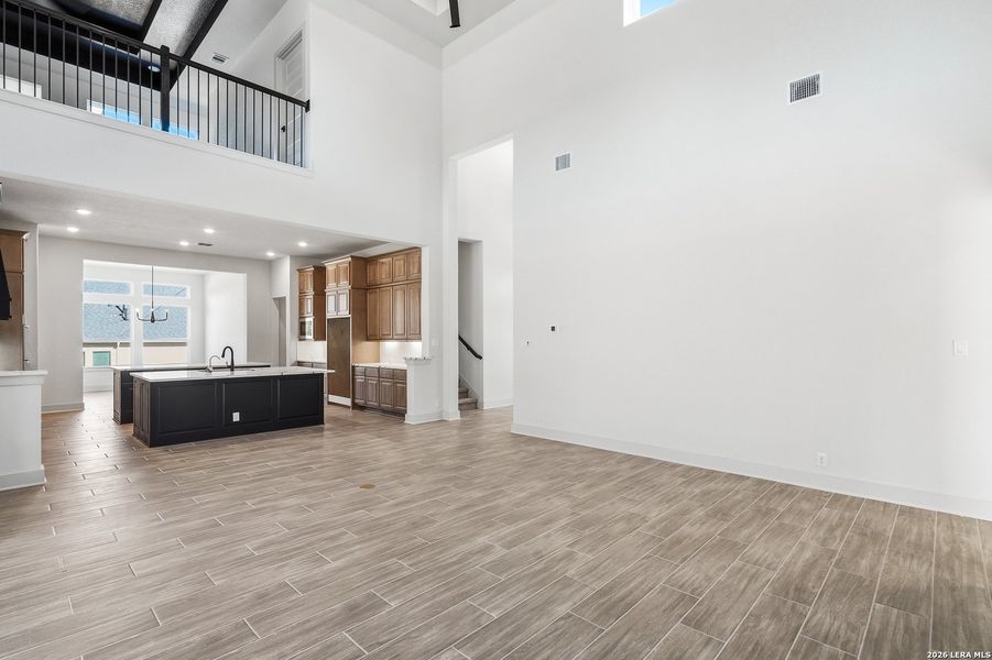 Spacious, unfurnished interior of a new home in Heimer Estates at Garden Ridge, San Antonio (Image 45).