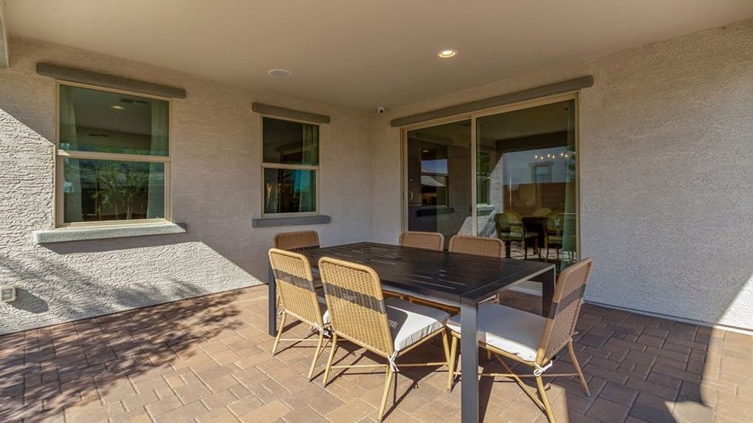 Representative furnished interior of a home built from the 45RM5 by Taylor Morrison in Almeria at Rancho Mercado, Surprise (Image 31).