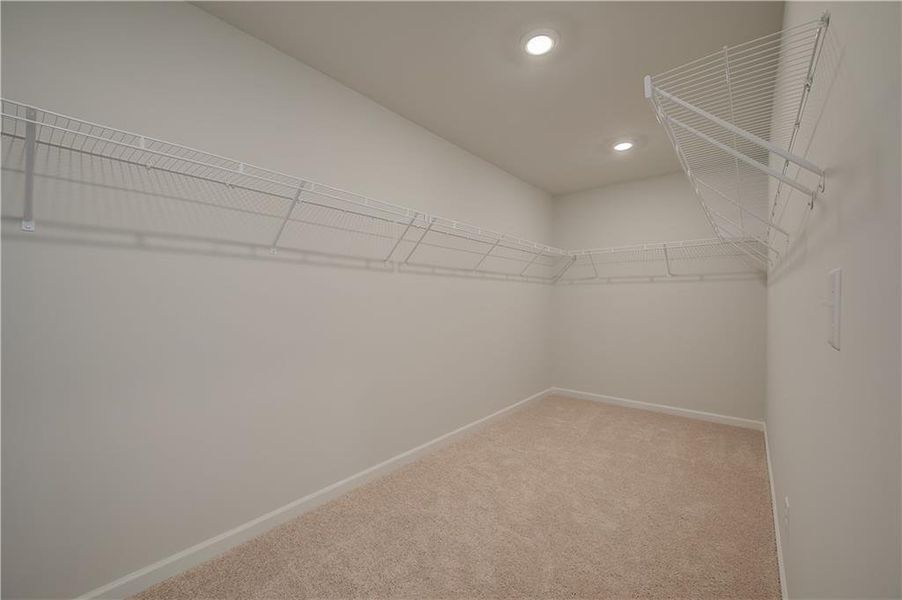 Spacious, unfurnished interior of a new home in Grandview at Millers Mill, Stockbridge (Image 19). Spacious, unfurnished interior of a new home in Grandview at Millers Mill, Stockbridge (Image 19).