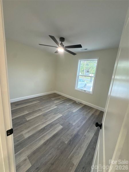 Spacious, unfurnished interior of a new home in , Grimesland (Image 11).