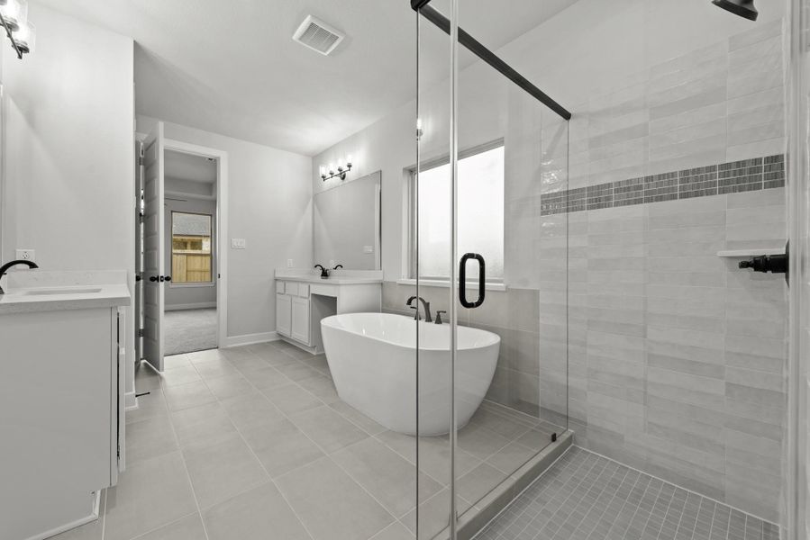 Representative image. Features, specifications, selections and colors may vary. Representative image. Features, specifications, selections and colors may vary.