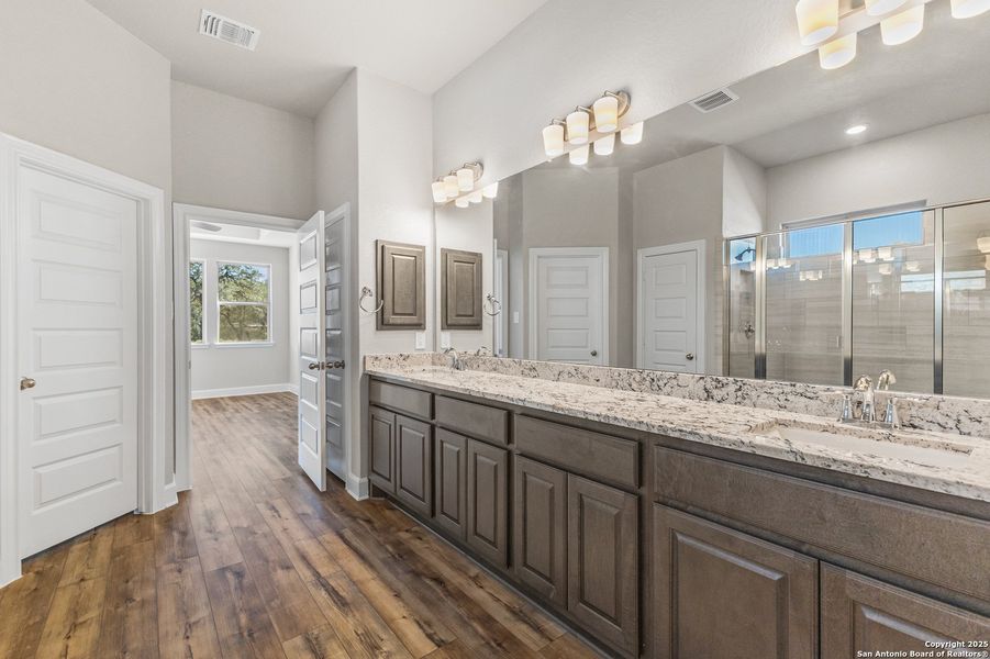 Furnished interior view inside a new home in Pradera Ridge, Floresville (Image 7). Furnished interior view inside a new home in Pradera Ridge, Floresville (Image 7).