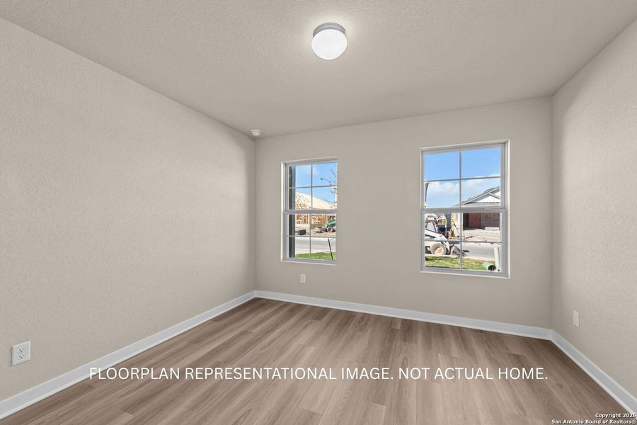 Spacious, unfurnished interior of a new home in Cinco Lakes, San Antonio (Image 12).