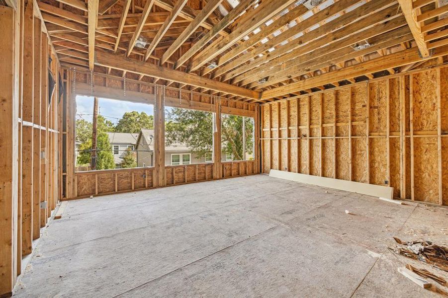 Large Primary Bedroom Bedroom.