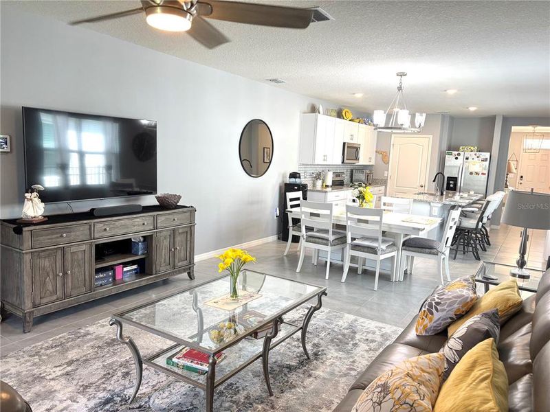 Furnished interior view inside a new home in Victoria Oaks, Deland (Image 9).