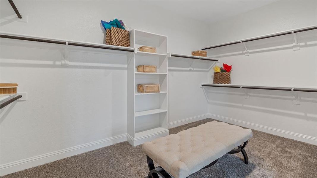 Furnished interior view inside a new home in Lakeview Pointe, Grand Prairie (Image 28).