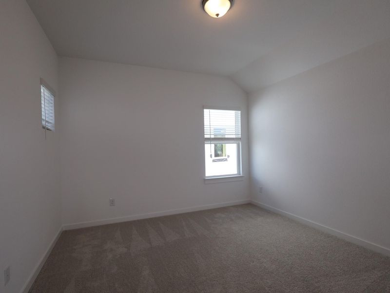 Spacious, unfurnished interior of a new home in Heritage, Dripping Springs (Image 22).