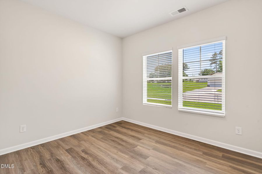 4-web-or-mls-DSC02556 4-web-or-mls-DSC02556