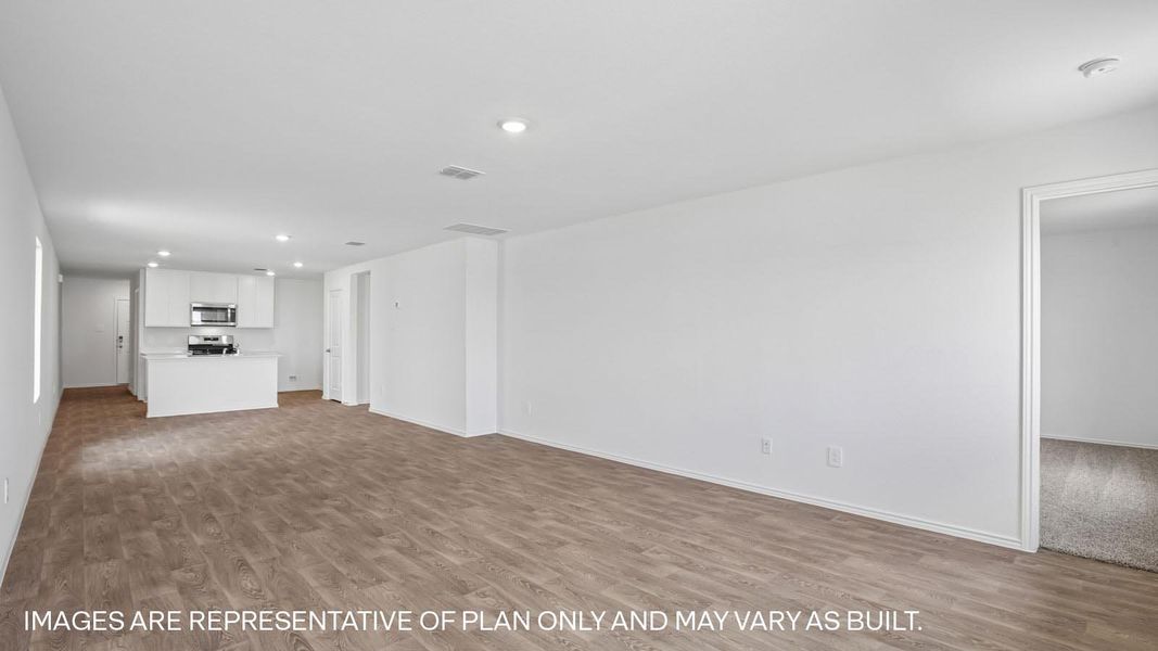 Spacious, unfurnished interior of a new home in Prairie Lakes, Buda (Image 16).
