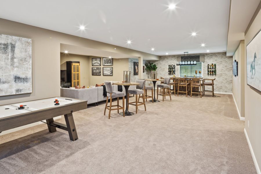 Representative furnished interior of a home built from the Everett by Fischer Homes in Woodberry, Canton (Image 30).