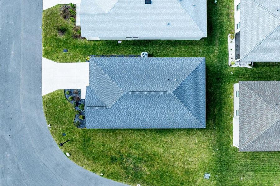 Exterior details and patio area of a home in , The Villages (Image 33).