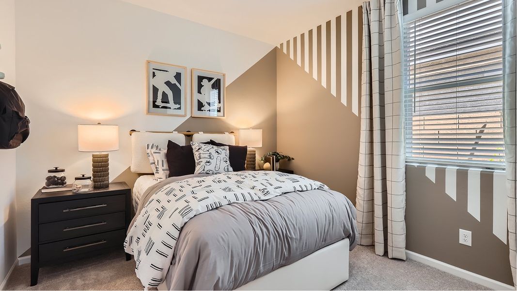 3560 Coronado Bed2 1of2 F1 Base6