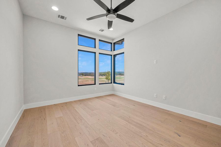 Spacious, unfurnished interior of a new home in Lakecliff on Lake Travis, Spicewood (Image 21).