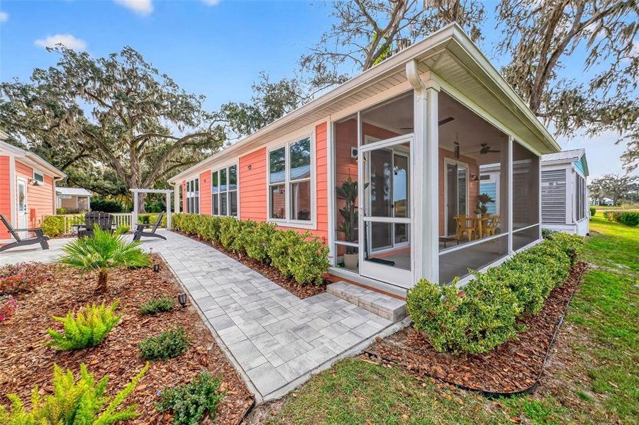 Exterior details and patio area of a home in , Oxford (Image 24).