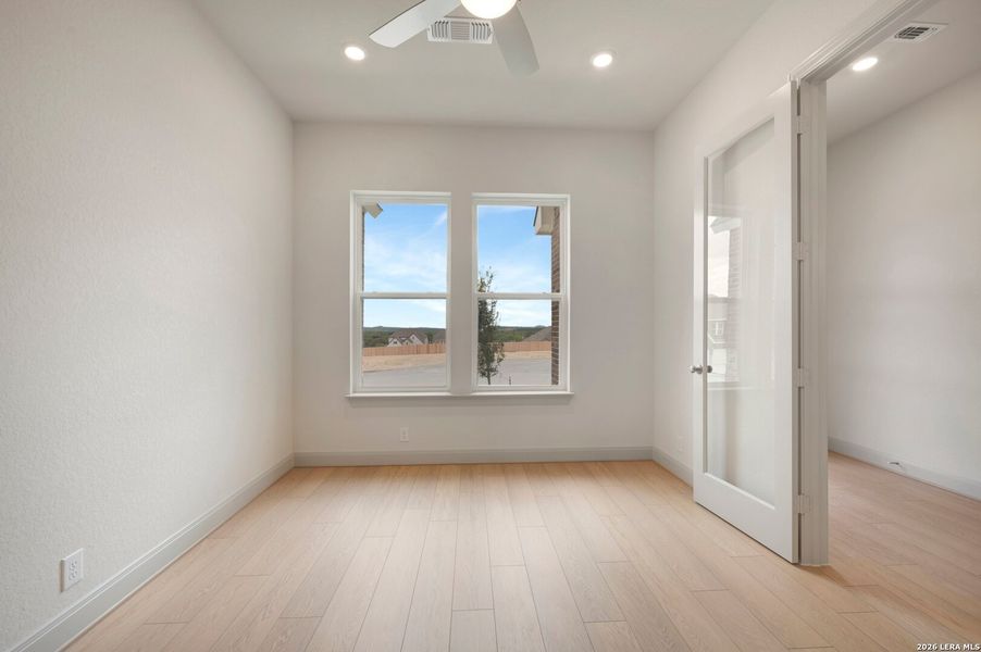 Spacious, unfurnished interior of a new home in Windsong - Legacy Series, Boerne (Image 45).