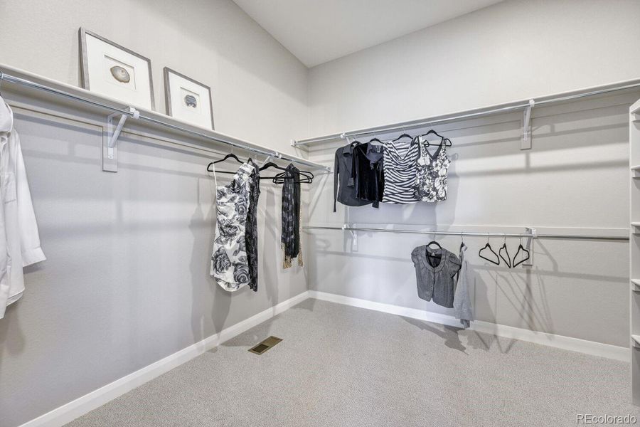 Image 43 of a home in .