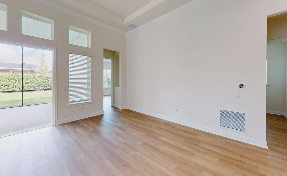 Spacious, unfurnished interior of a new home in Oakmont, Gainesville (Image 14).