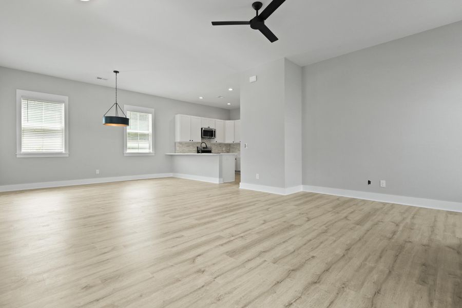 Spacious, unfurnished interior of a new home in , Huger (Image 7).