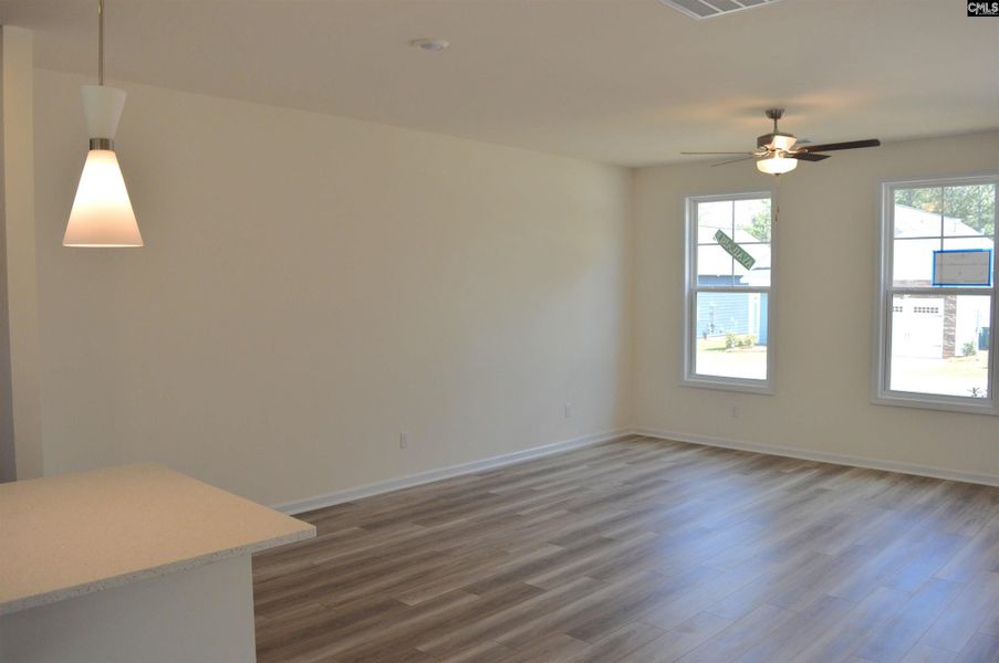 Spacious, unfurnished interior of a new home in Bickley Station, Irmo (Image 10).