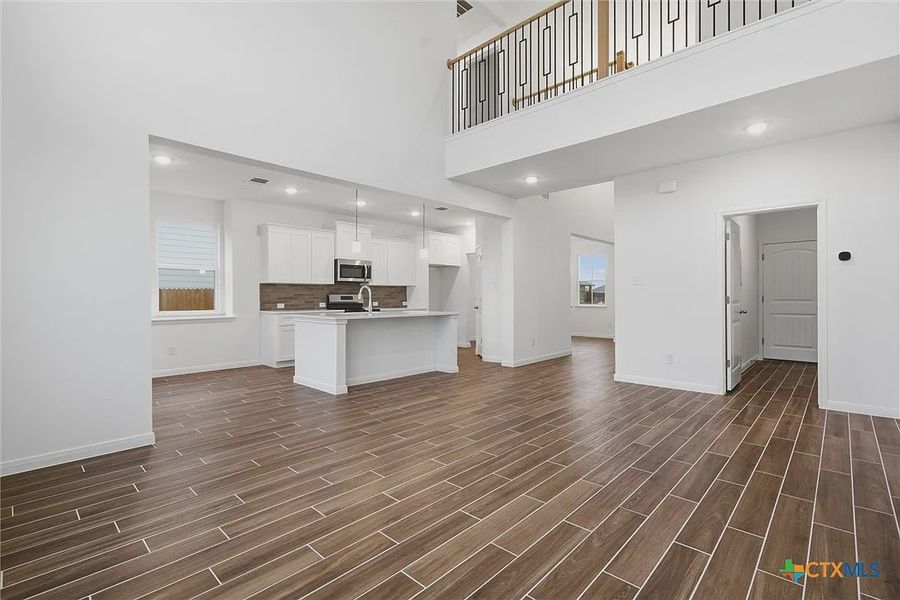 Spacious, unfurnished interior of a new home in Levy Crossing, Killeen (Image 28). Spacious, unfurnished interior of a new home in Levy Crossing, Killeen (Image 28).