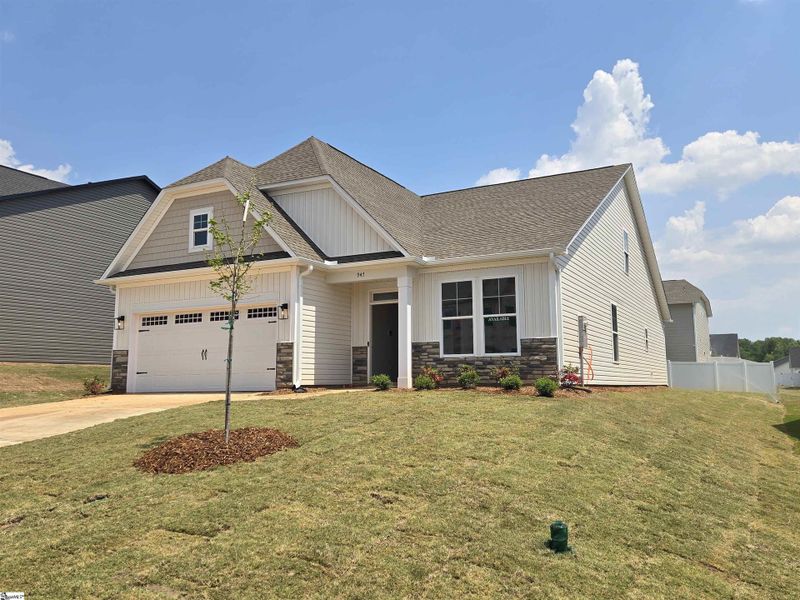 Front exterior of a new home in Shiloh Trail, Wellford, SC, highlighting curb appeal (Image 3).