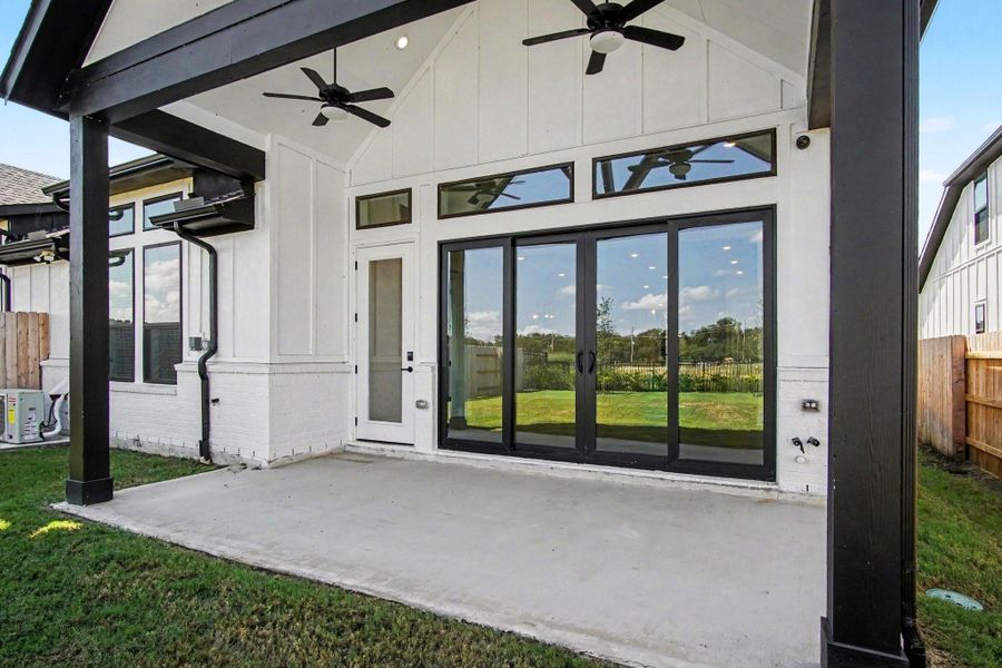 Upgraded covered-patio extension. Gas line and sink rough-in added for outdoor kitchen. Upgraded covered-patio extension. Gas line and sink rough-in added for outdoor kitchen.