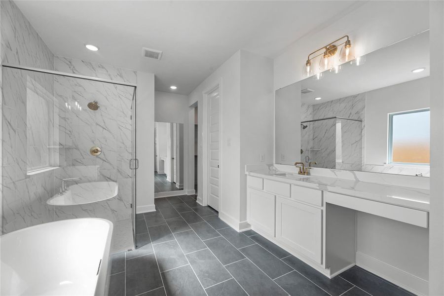 Furnished interior view inside a new home in Cross Creek West, Fulshear (Image 6).